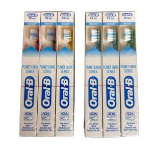 Vintage Oral B 20 Soft Child Toothbrush Indicator Bristles Planet Earth 12 Pack